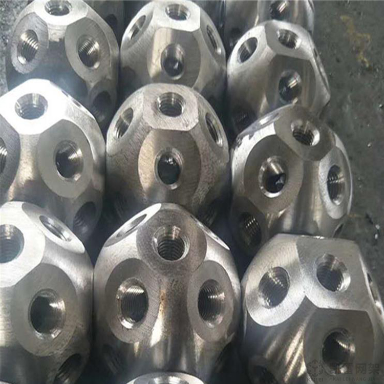 洛阳螺栓球网架加工安装方法